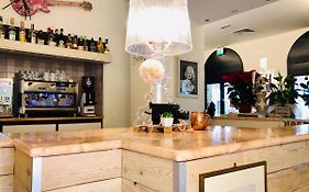 Hotel Garisenda -B&B&Brunch in centro a Riccione-