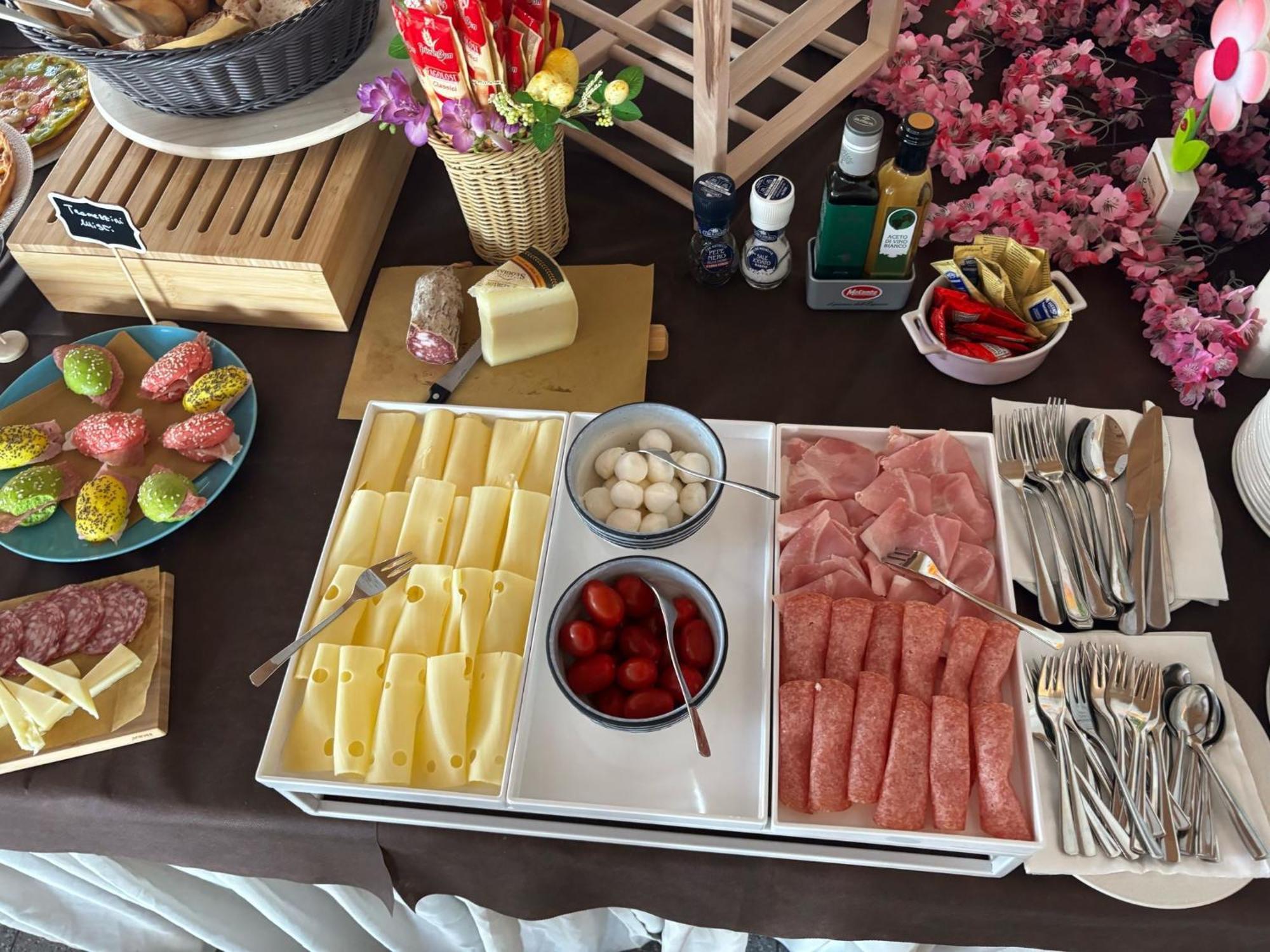 Hotel Garisenda -B&B&Brunch in centro a Riccione- Esterno foto