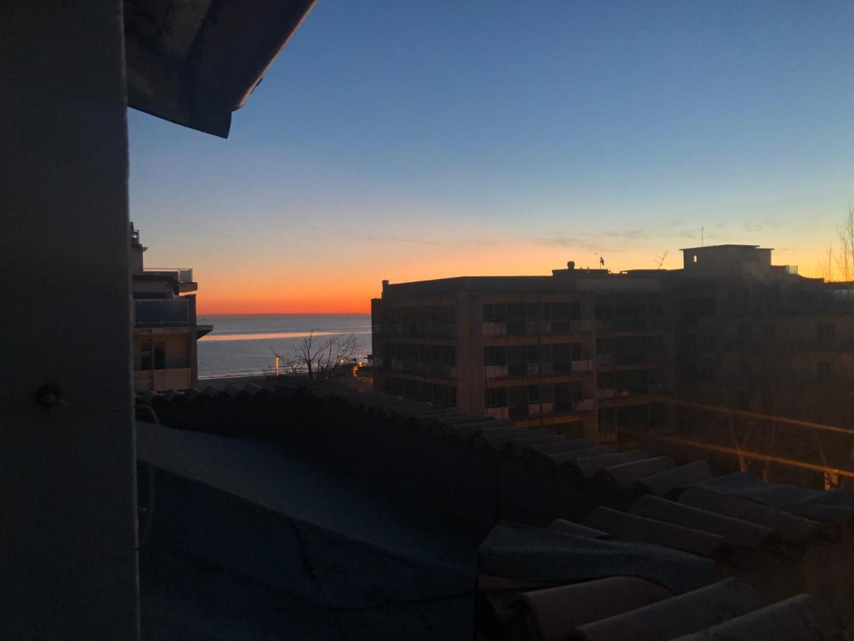 Hotel Garisenda -B&B&Brunch in centro a Riccione- Esterno foto